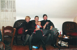 5 - Lena, Magda z małą Lenką, Małgosia
Archiwum rodziny M. Lukasiewicza